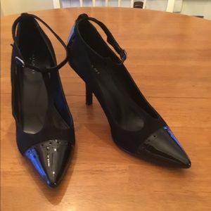 Tahari Belinda 1 Suede & Patent Heel